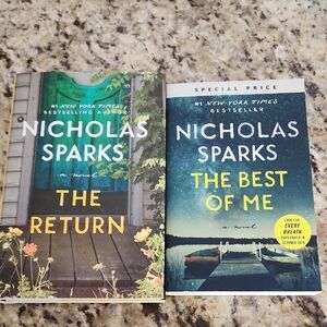 Nicholas Sparks Book Set - The Return & The Best of Me